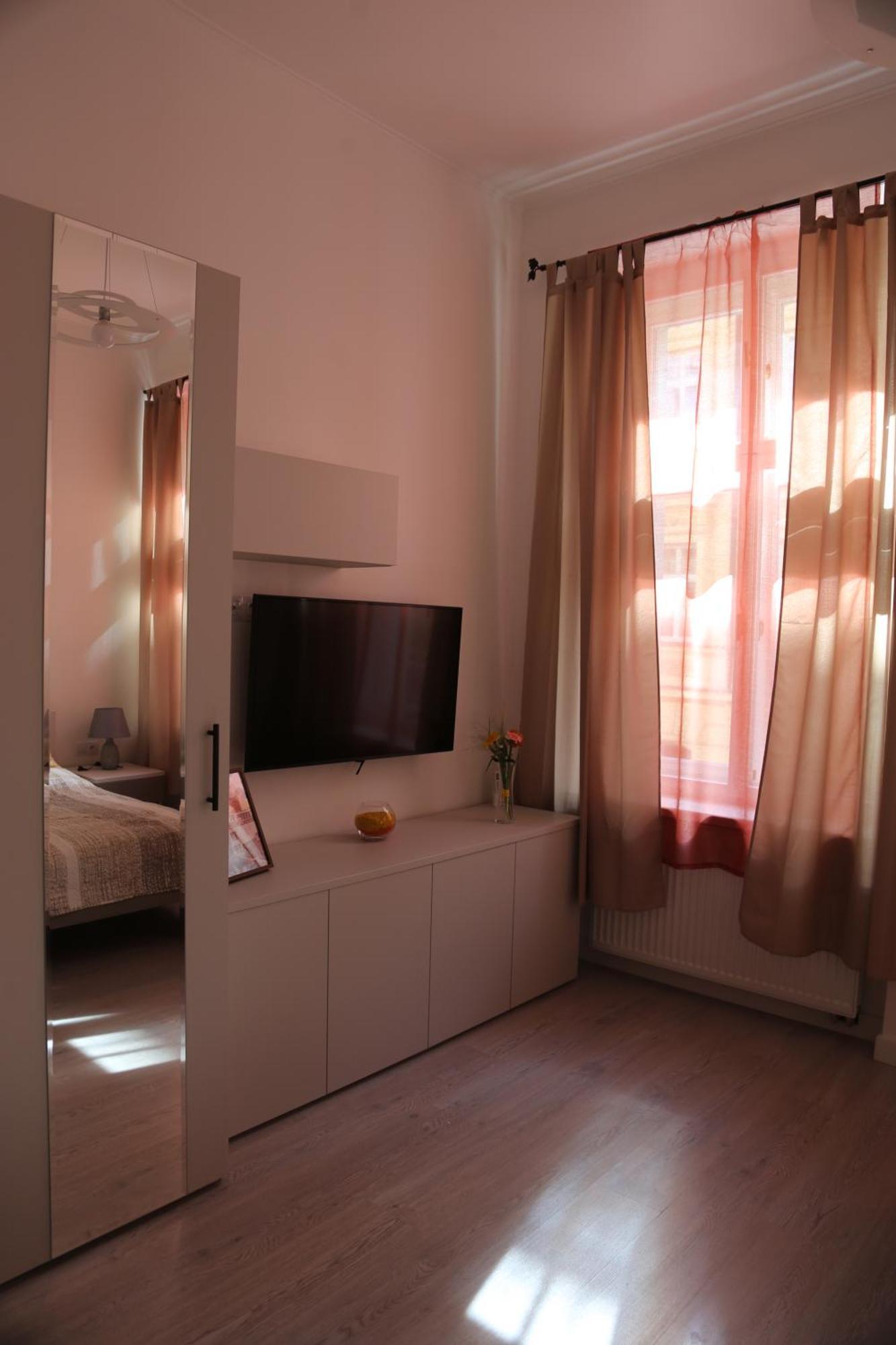 Apartment Arbes 11